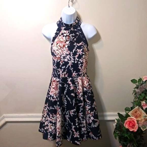 B. Darlin Navy & Mauve Rose Floral Halter Style Skater Dress - Picture 11 of 11